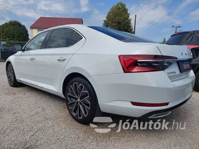 Eladó használt Skoda Superb - 1.4 TSI iV PHEV L&K DSG, 5 ajtó, 6 fokozatú duplakuplungos automata váltó - 79.257 KM! MAGYARORSZÁGI! ELSŐ TULAJDONOS! GYÁRI FÉNYEZÉS! SZALONÁLLAPOT!