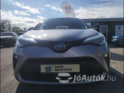 Eladó használt Toyota C-HR - 1.8 Hybrid Style e-CVT, 5 ajtó, 0 fokozatú fokozatmentes automata váltó - Magyar,Szervizkönyv!!Ülés-Kormányfűtés!