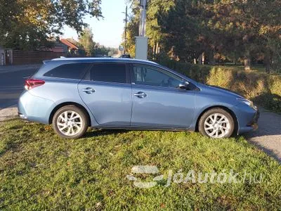 Eladó Toyota Auris Touring Sports - JóAutók.hu