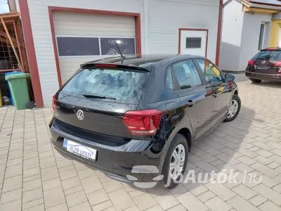 Eladó használt Volkswagen Polo VI - 1.0 MPI Comfortline, 5 ajtó, 5 fokozatú manuális / kézi váltó - SZERVIZKÖNYV, 1.TULAJ, PARKOLÓRADAR, TEMPOMAT, ÜLÉSFÜTÉS