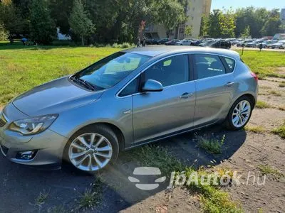 Eladó Opel Astra J - JóAutók.hu