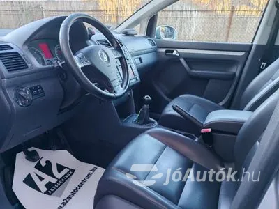 Eladó használt Volkswagen Touran - Touran 1.9 PD TDi Highline - 7 SZEMÉLYES-BŐR-ÜLÉSFŰTÉS-VONÓHOROG-AJÁNDÉK TÉLI