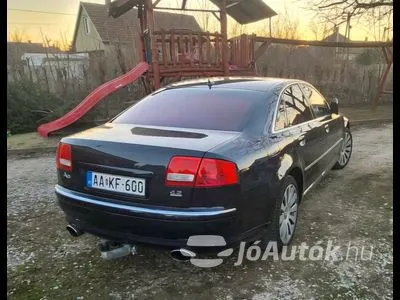 Eladó használt Audi A8 - 4.2 V8 FSI quattro tiptronic, 4 ajtó, 6 fokozatú tiptronik váltó