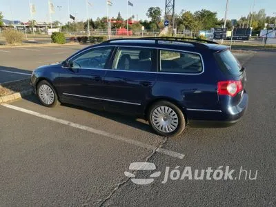 Eladó használt Volkswagen Passat - 2.0 CR TDI Comfortline, 5 ajtó, 6 fokozatú manuális / kézi váltó - 3C