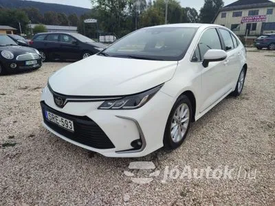 Eladó használt Toyota Corolla ([object Object]) - Corolla Sedan 1.5 Comfort - SZERVIZK.ADAPTÍV TEMP.ÜLÉSFŰTÉS.AUTOMATA TÁV. FÉNYSZÓRÓ.SÁVTARTÓ.TOLATÓKAMERA