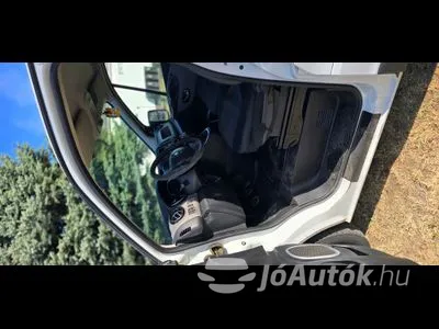 Eladó Renault Trafic - JóAutók.hu