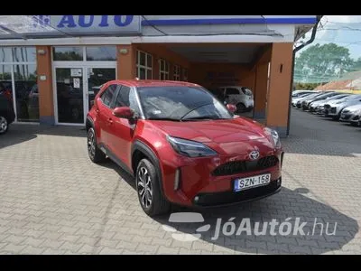 Eladó használt Toyota Yaris Cross - 1.5 Hybrid Executive e-CVT, 5 ajtó, 0 fokozatú fokozatmentes automata váltó - Szakértőink által átvizsgálva