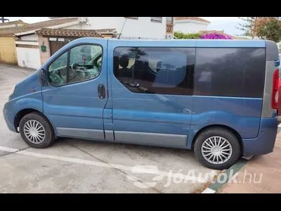 VIVARO 20-CDTI-L1H1-25T-4-AJTO-6-FOKOZATU-MANUALIS-KEZI-VALTO