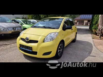 Eladó használt Toyota Yaris - 1.0, 5 ajtó, 5 fokozatú manuális / kézi váltó - COOL // GYÁRI FÉNYEZÉS // GYÖNYÖRŰ //