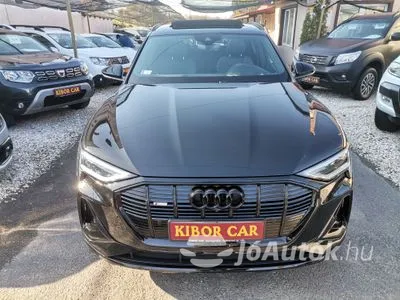 Eladó Audi E-tron