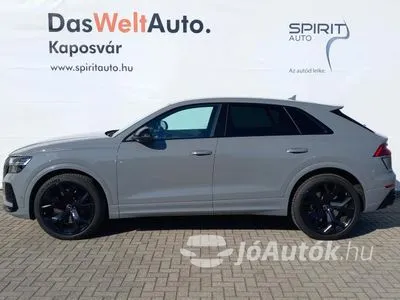 Eladó Audi Q8