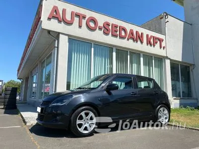 Eladó használt Suzuki Swift - 1.2 GLX AC ESP, 5 ajtó, 5 fokozatú manuális / kézi váltó