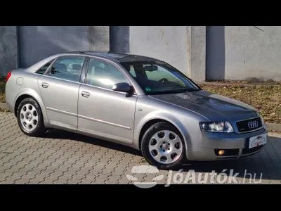 Eladó használt Audi A4 - 3.0 V6, 4 ajtó, 5 fokozatú manuális / kézi váltó - 3.0 V6 quattro Tiptronic ic Abszolút ritkaság már ebben a formában