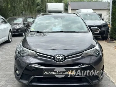 Eladó használt Toyota Avensis - 2.0 D-4D Executive, 5 ajtó, 6 fokozatú manuális / kézi váltó - Panorámatető/Camera/Radar/S.Tartó/Sz.könyv/ - JóAutók Garanciával