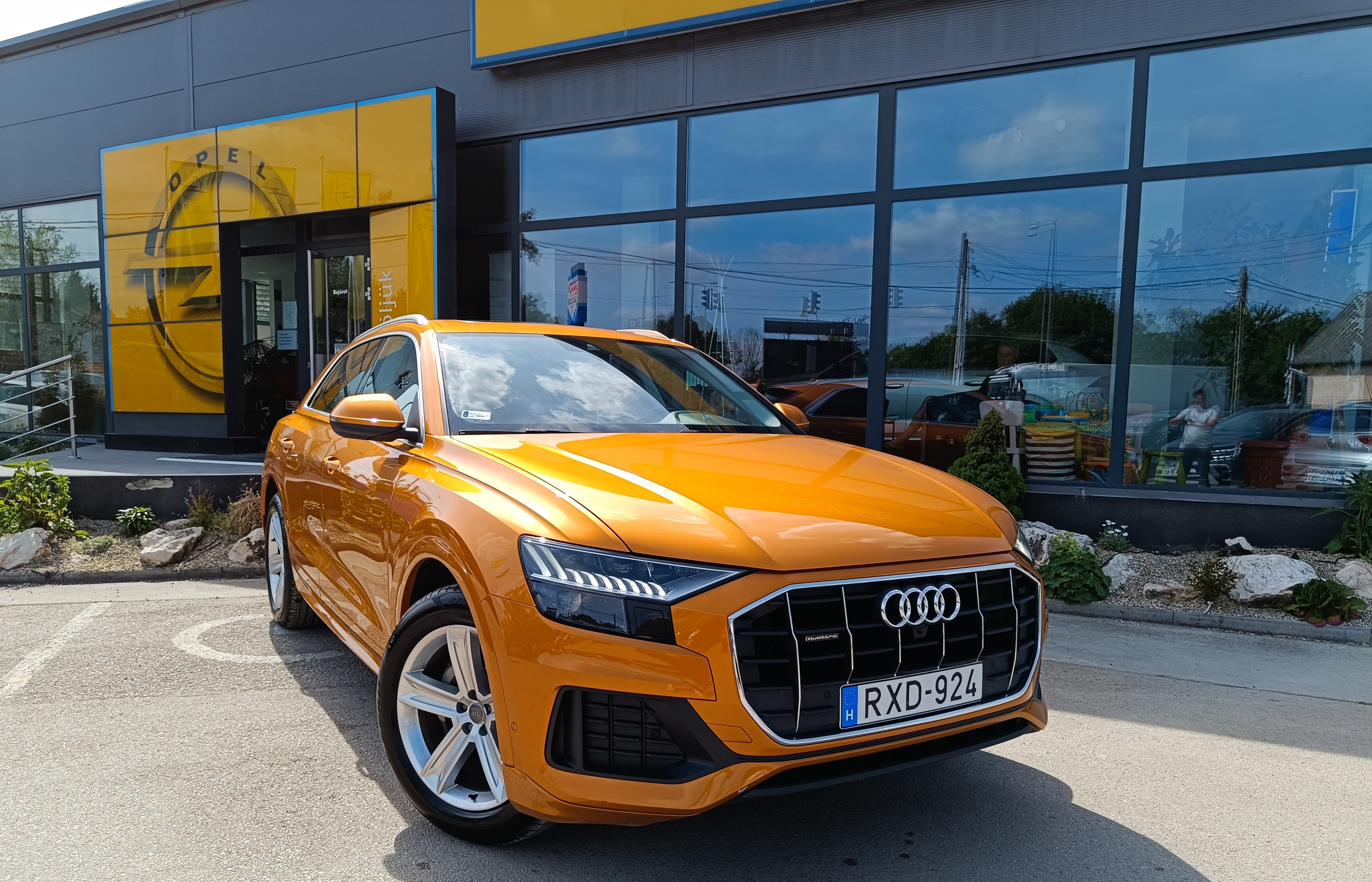 Eladó Audi Q8