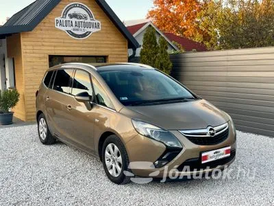 Eladó Opel Zafira Tourer