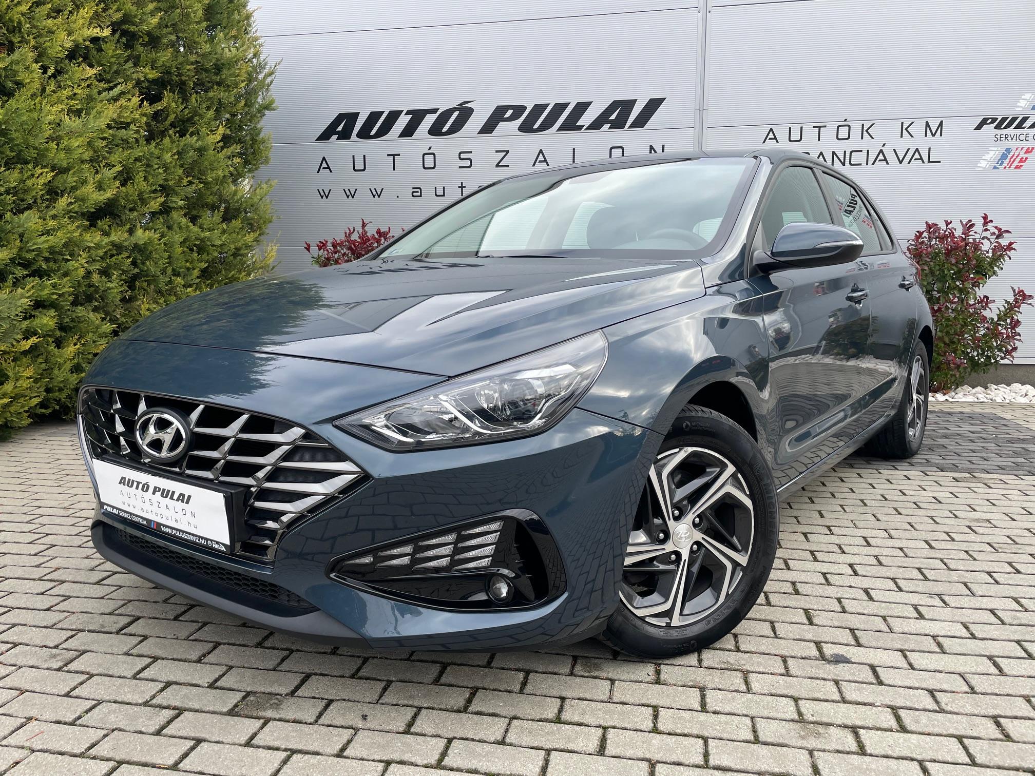 Eladó Hyundai i30 - i30 | 1.5 DPi Comfort 115.e.Km Áfás Mo-i Km ...