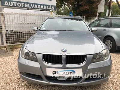 Eladó használt BMW 320 - 320i, 4 ajtó, 6 fokozatú manuális / kézi váltó