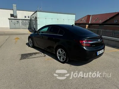 Eladó használt Opel Insignia - 2.0 CDTI Drive Aut., 5 ajtó, 6 fokozatú tiptronik váltó