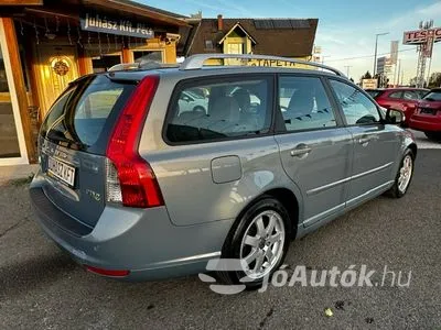 Eladó Volvo V50