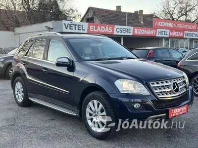 Eladó Mercedes-Benz M-osztály - ML 320