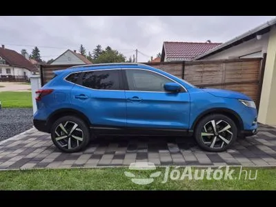 Eladó használt Nissan Qashqai - 1.3 DIG-T Tekna+ DCT, 5 ajtó, 7 fokozatú duplakuplungos automata váltó - Panoráma tető, PRO Pilot, 360-as kamera