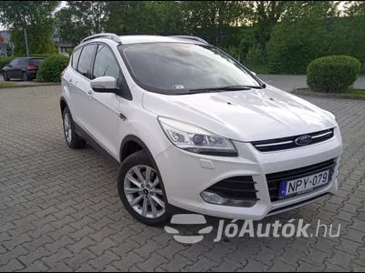 KUGA 20-TDCI-TITANIUM-PLUS-5-AJTO-6-FOKOZATU-MANUALIS-KEZI-VALTO